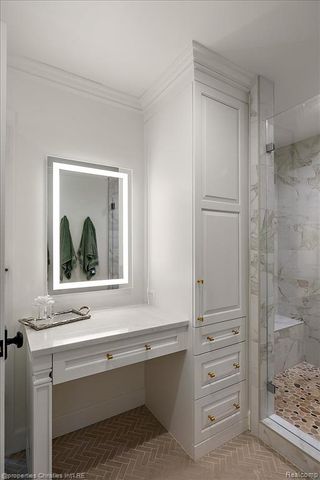 586 Fairfax Street, Birmingham, MI 48009