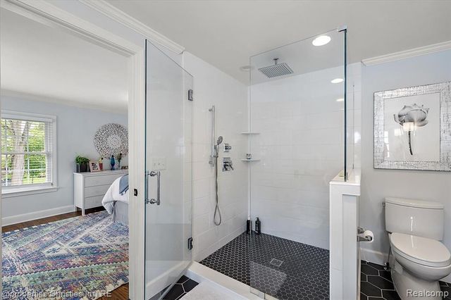 586 Fairfax Street, Birmingham, MI 48009