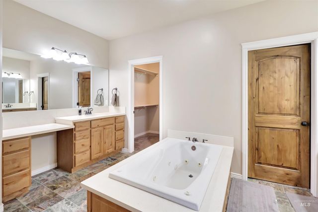 2782 Sun Meadow Dr., Twin Falls, ID 83301