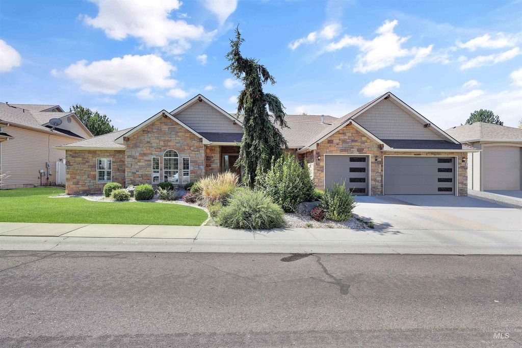 2782 Sun Meadow Dr., Twin Falls, ID 83301