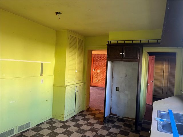 11139 South Lake Road, Pavilion, NY 14525