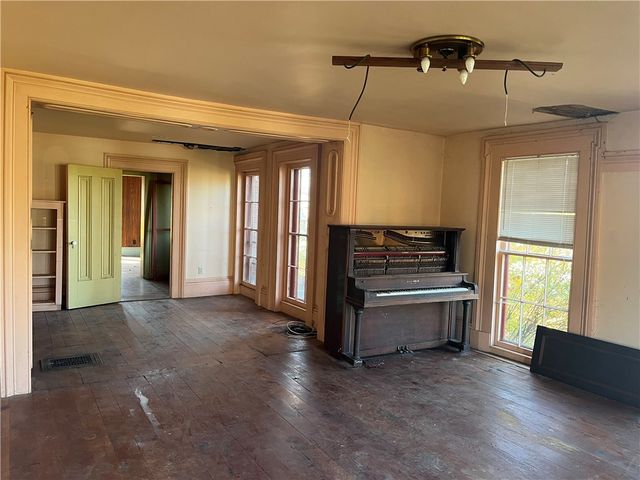 11139 South Lake Road, Pavilion, NY 14525