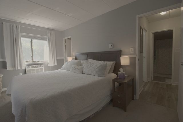 308 Quarry St 202, Quincy, MA 02170