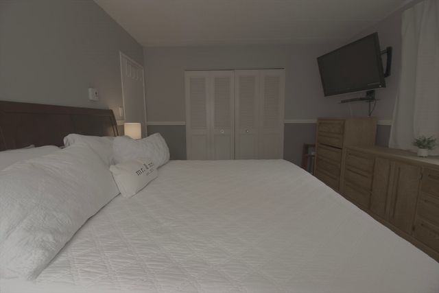 308 Quarry St 202, Quincy, MA 02170