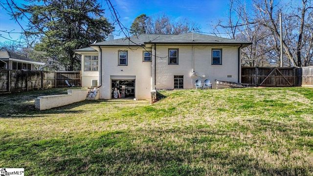 1734 E North Street, Greenville, SC 29607