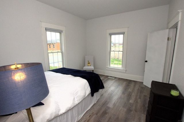 302 S McKinley Avenue, Joplin, MO 64801