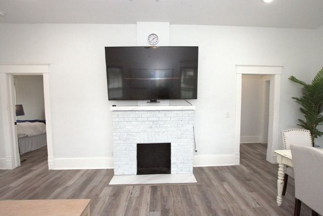 302 S McKinley Avenue, Joplin, MO 64801