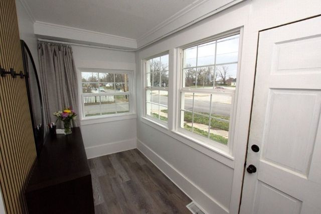 302 S McKinley Avenue, Joplin, MO 64801