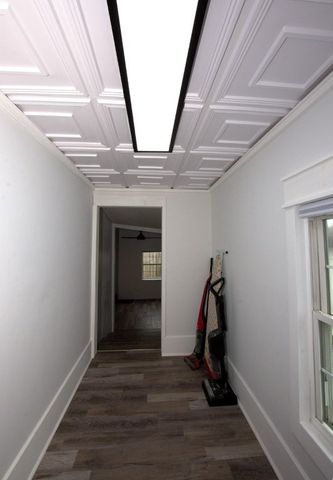 302 S McKinley Avenue, Joplin, MO 64801