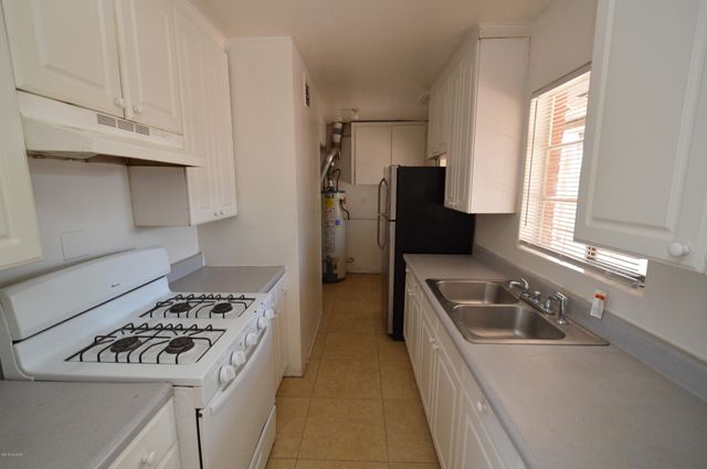 4650 E 19th Street, Tucson, AZ 85711