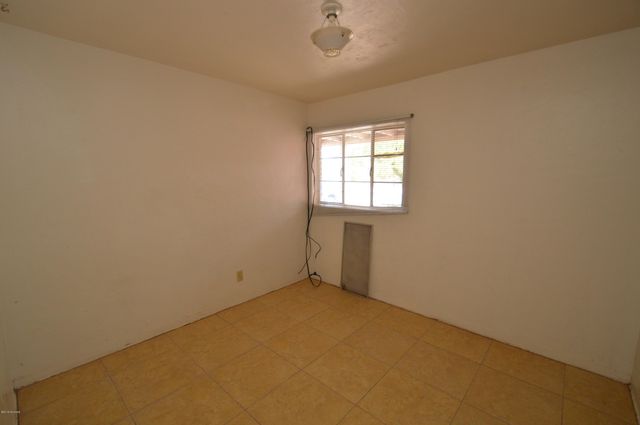 4650 E 19th Street, Tucson, AZ 85711