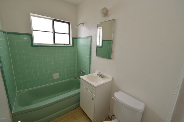 4650 E 19th Street, Tucson, AZ 85711