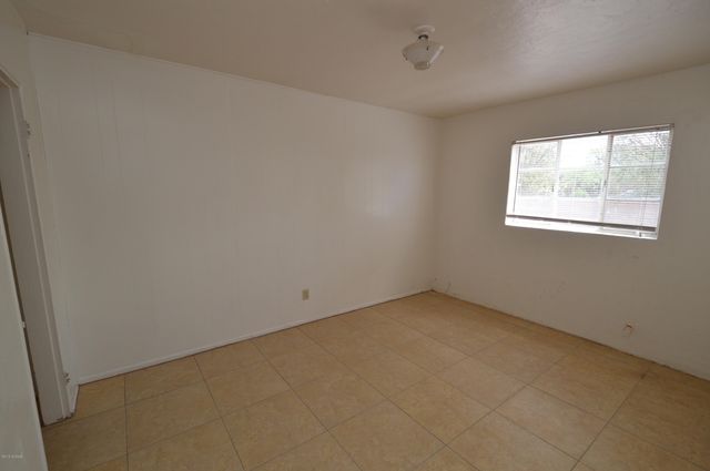 4650 E 19th Street, Tucson, AZ 85711