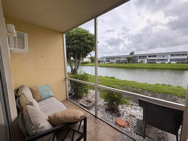 2 Kent A, West Palm Beach, FL 33417