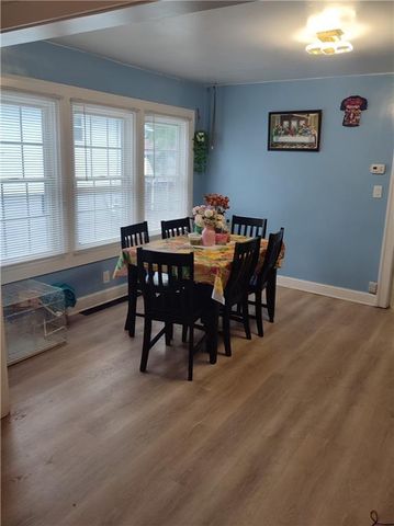 1226 S Hardy Avenue, Independence, MO 64052