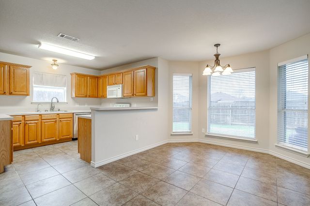 1013 Aaron Drive, Burleson, TX 76028