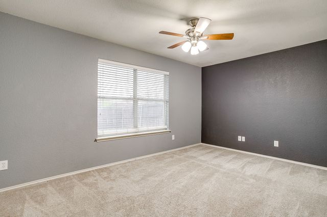 1013 Aaron Drive, Burleson, TX 76028