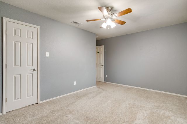 1013 Aaron Drive, Burleson, TX 76028