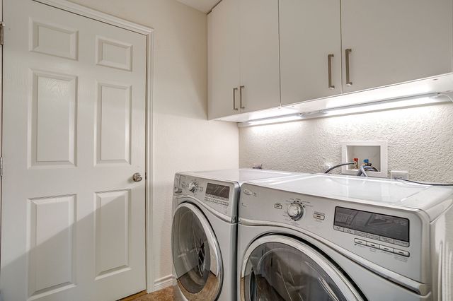 1013 Aaron Drive, Burleson, TX 76028