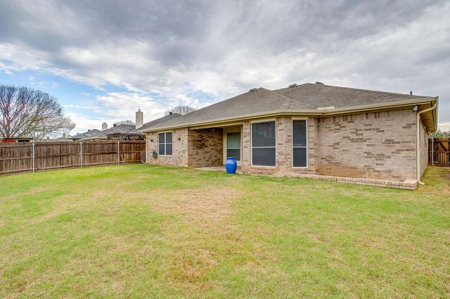 1013 Aaron Drive, Burleson, TX 76028
