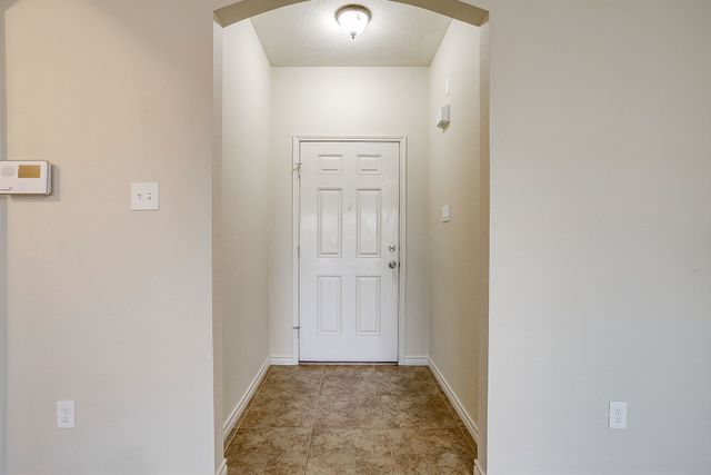 1013 Aaron Drive, Burleson, TX 76028