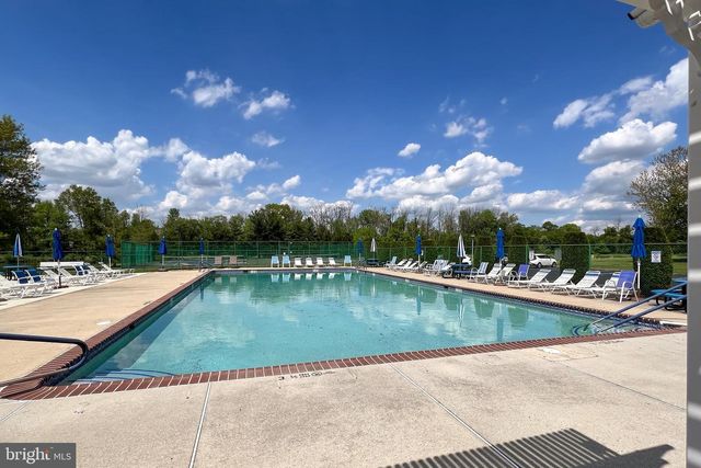 3 MARINA CT, Mount Laurel, NJ 08054