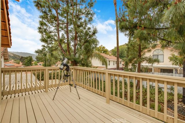 29239 Marilyn Drive, Canyon Country, CA 91387