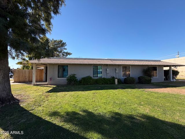 5046 W NEW WORLD Drive, Glendale, AZ 85302