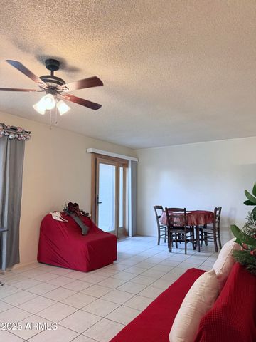 5046 W NEW WORLD Drive, Glendale, AZ 85302