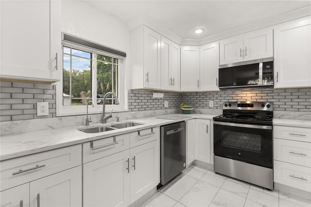 1960 HARBOR ROAD, Kissimmee, FL 34746