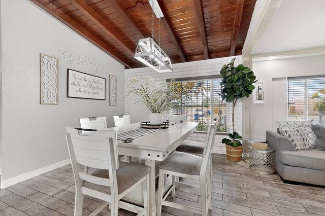 1212 Gretta Street NE, Albuquerque, NM 87112