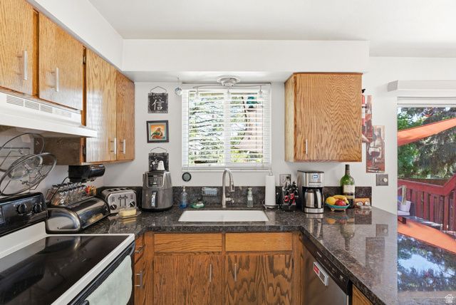 4043 W BOUCK CIR, Salt Lake City, UT 84120