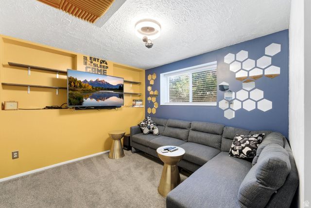 4043 W BOUCK CIR, Salt Lake City, UT 84120