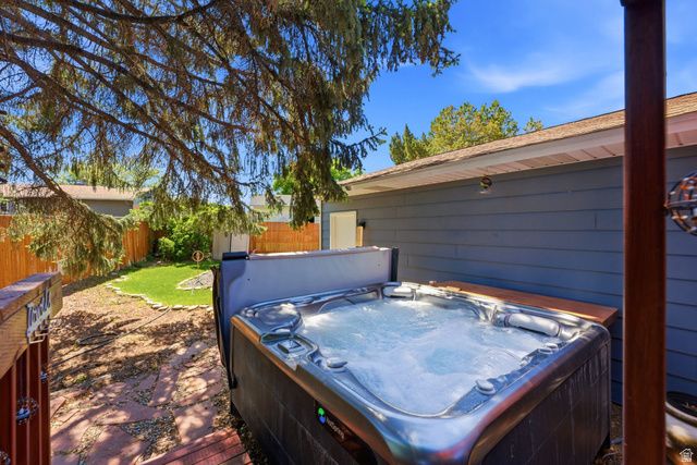 4043 W BOUCK CIR, Salt Lake City, UT 84120