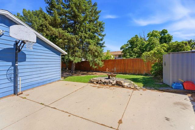 4043 W BOUCK CIR, Salt Lake City, UT 84120
