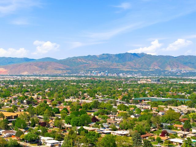 4043 W BOUCK CIR, Salt Lake City, UT 84120
