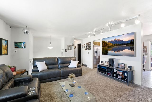 4043 W BOUCK CIR, Salt Lake City, UT 84120