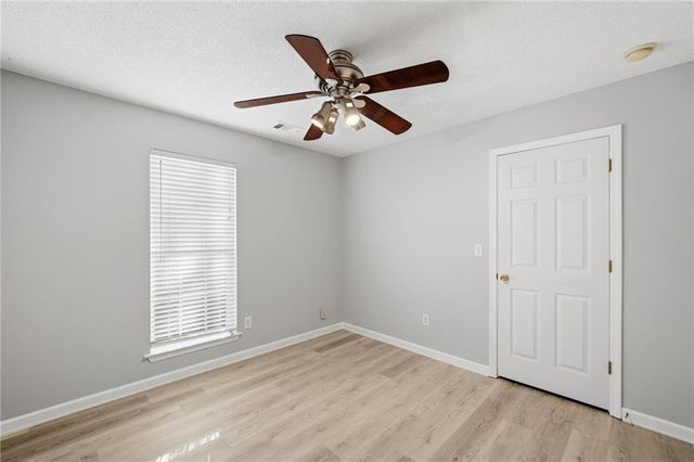 1139 Davis Road W, Fairmount, GA 30139