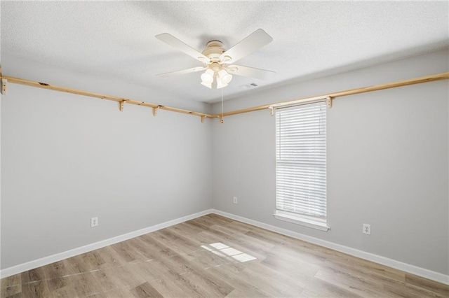 1139 Davis Road W, Fairmount, GA 30139