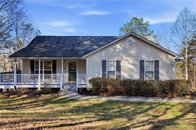 1139 Davis Road W, Fairmount, GA 30139