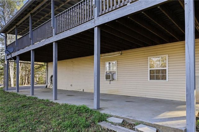 1139 Davis Road W, Fairmount, GA 30139