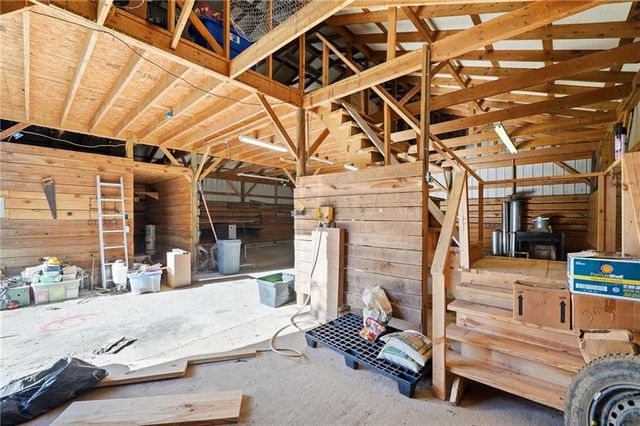 1139 Davis Road W, Fairmount, GA 30139