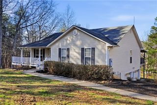1139 Davis Road W, Fairmount, GA 30139