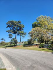 723 Arboretum Drive, Wilmington, NC 28405