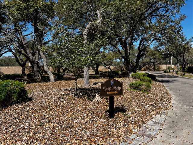 1113 Acorn Dr, Fulton, TX 78358