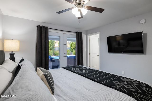 3726 E WINCHCOMB Drive, Phoenix, AZ 85032