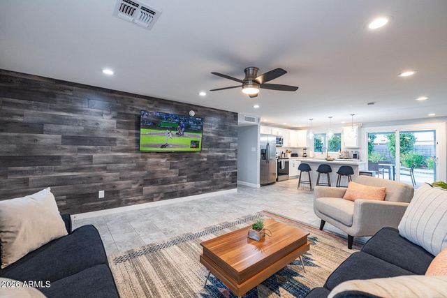 3726 E WINCHCOMB Drive, Phoenix, AZ 85032