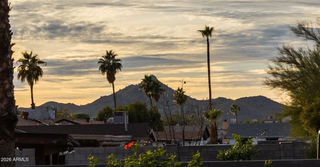3726 E WINCHCOMB Drive, Phoenix, AZ 85032