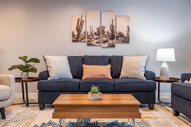 3726 E WINCHCOMB Drive, Phoenix, AZ 85032