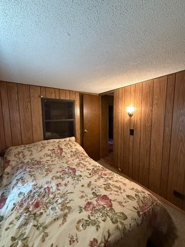 22161 Cedar Lane Lane, Wheatland, MO 65779